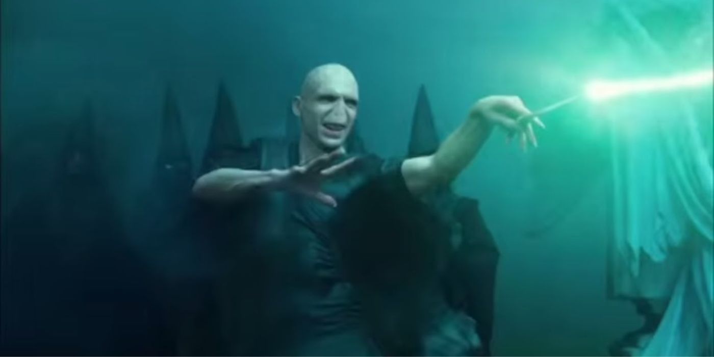 Voldemort Casting Avada Kedavra