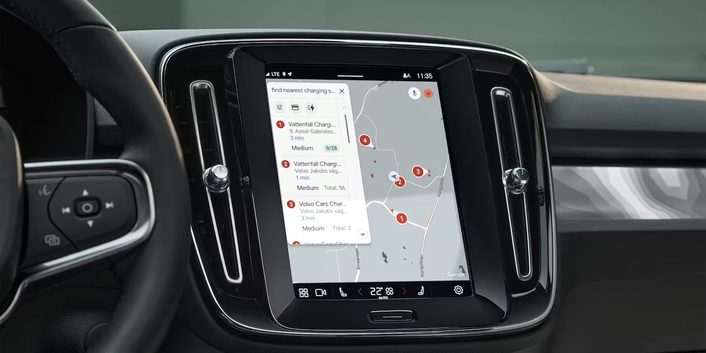 The Volvo XC40 Recharge's infotainment screen in view 