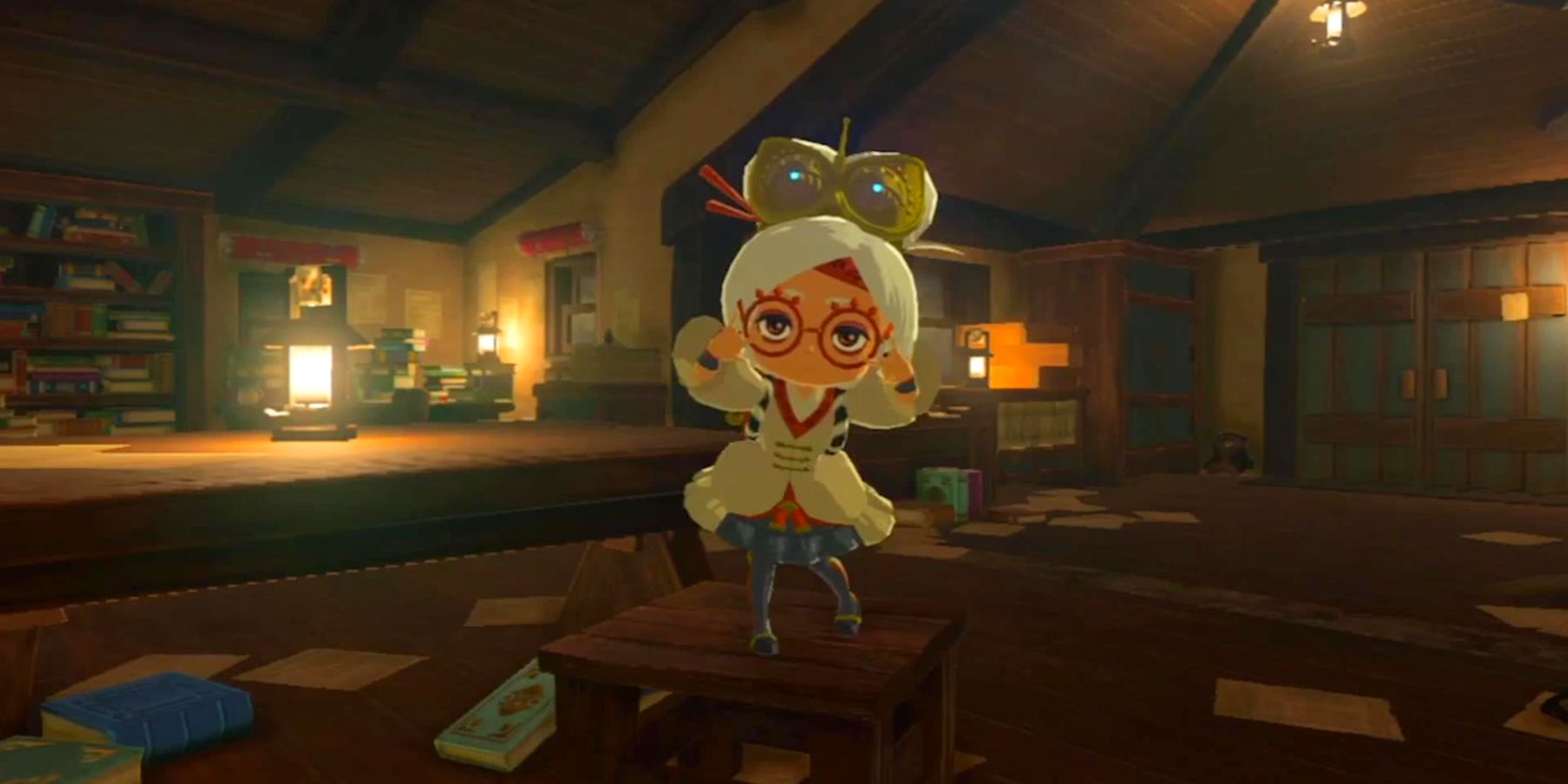 Purah em pé em um banquinho em sua oficina em Breath of the Wild.