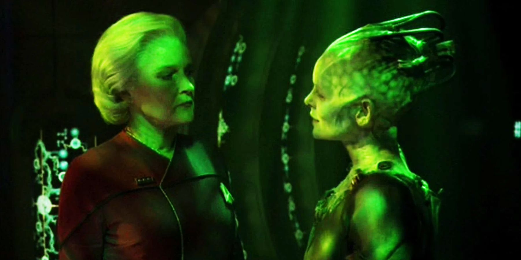 Admiral Janeway confronts the Borg Queen in the Star Trek Voyager finale