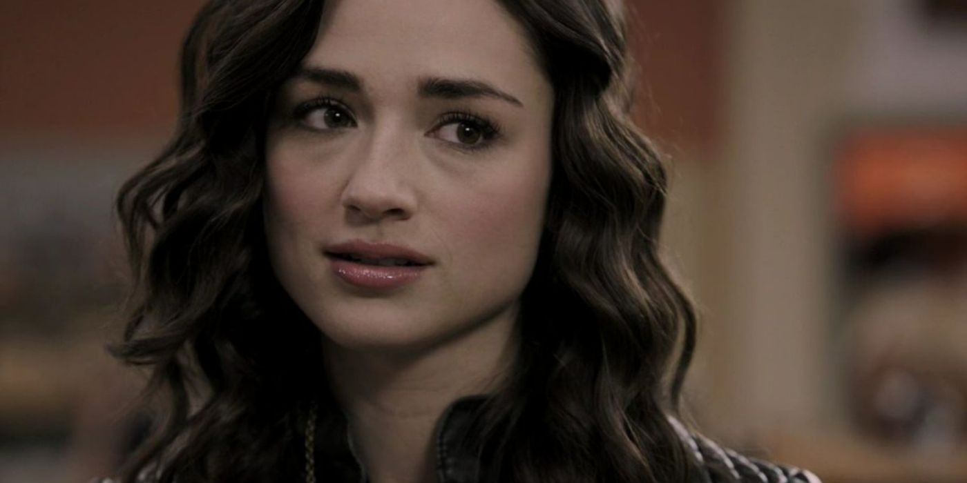 Allison looking concerned in Teen Wolf