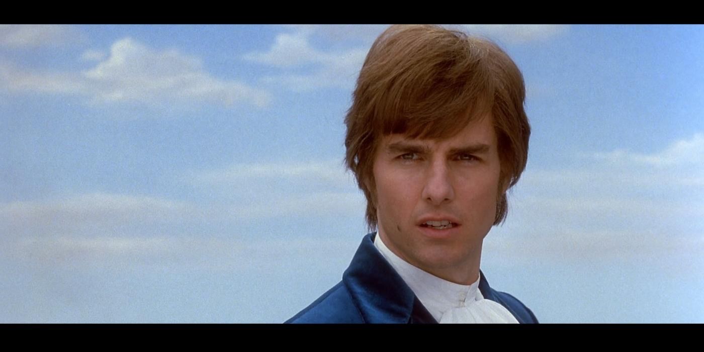Tom Cruise looks on as Austin Powers in Goldmember 
