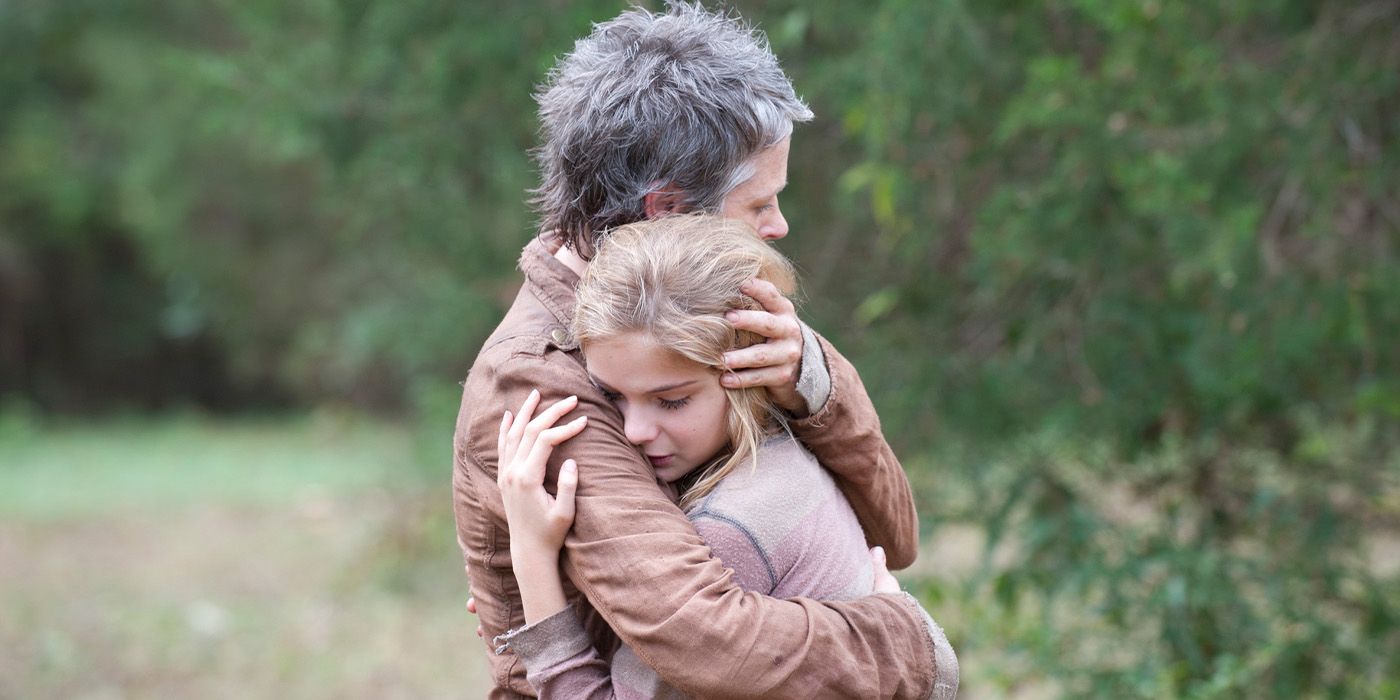 carol and lizzie hugging at the grove