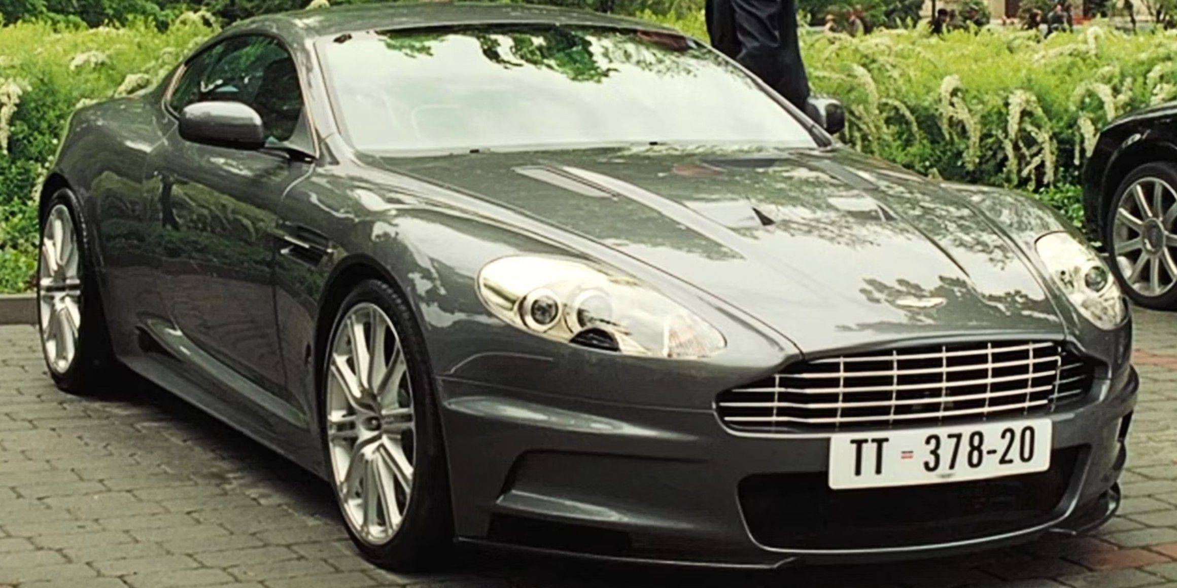 Cassino Royale Aston Martin DBS V12