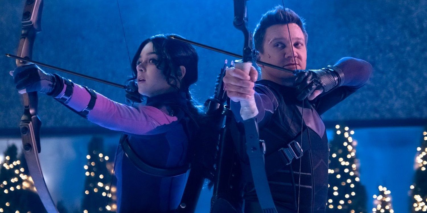 Clint_and_Kate_shooting_arrows_in_Hawkeye