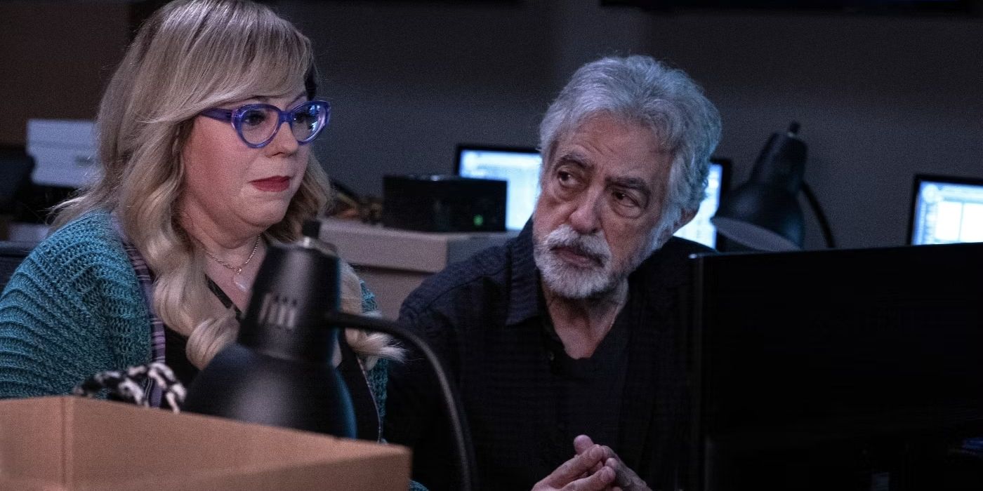 Kirsten Vangsness and Joe Mantegna next to each other talking in Criminal Minds: Evolution