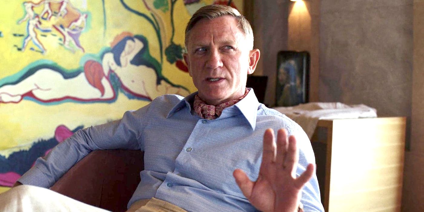 Daniel Craig as Benoit Blanc in Glass Onion A Knives Out Mystery