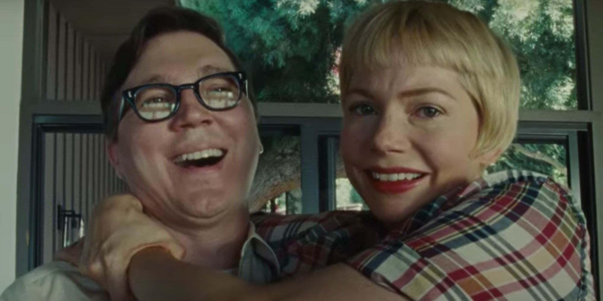Paul Dano Bert and Michelle Williams as Mitsy in Fabelmans.jpg
