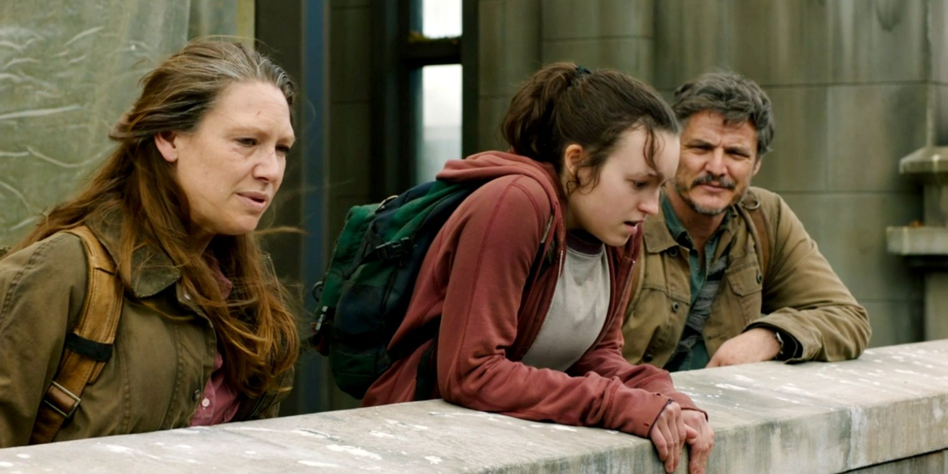 Ellie, Tess, and Joel at the top of the hotel in The Last Of Us-1
