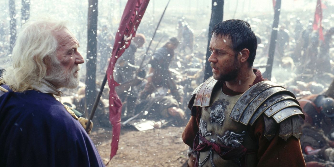 Richard Harris e Russel Crowe em Gladiador.