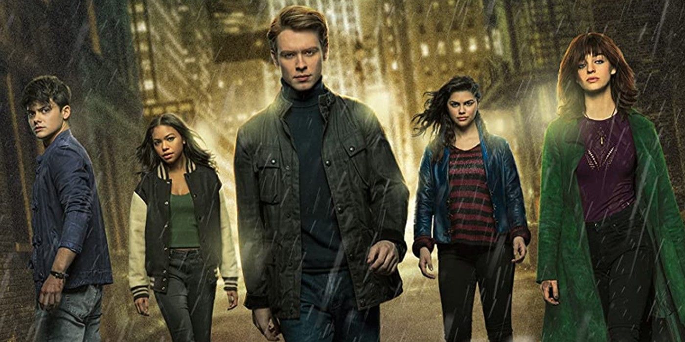 The CW’s Gotham Knights Show Gets Mixed Early Reviews