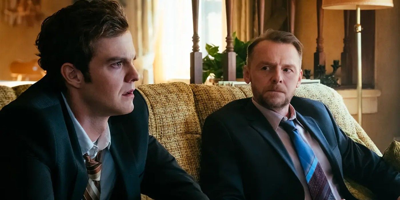 Jack Quaid as Hughie and Simon Pegg as Hughie's dad in The Boys