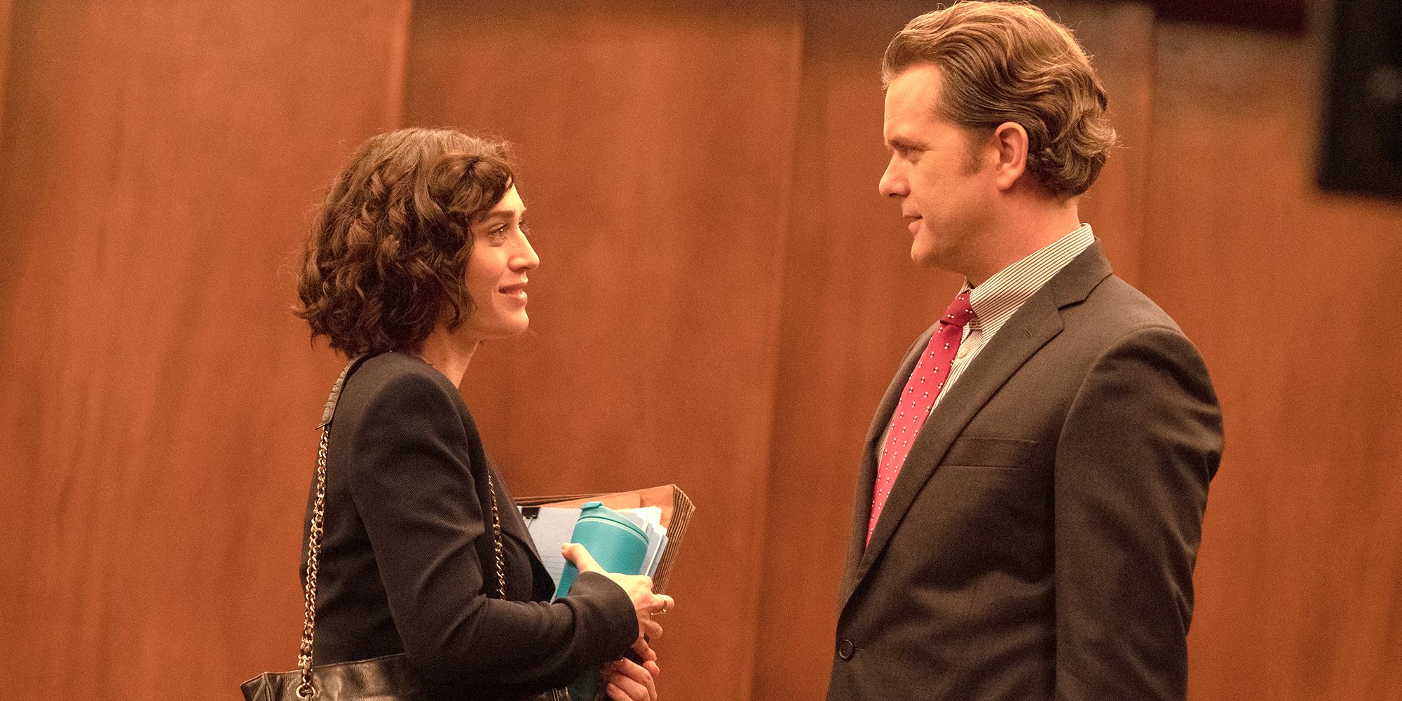 Lizzy Caplan as Alex Forrest and Joshua Jackson as Dan Gallagher in Fatal Attraction