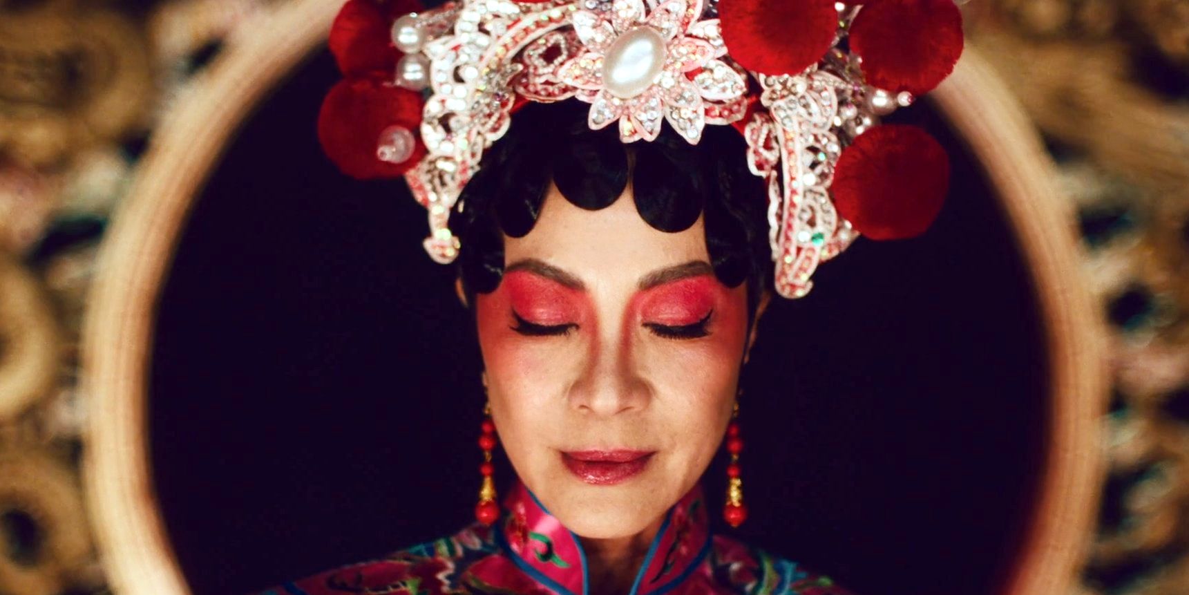 Michelle Yeoh as Evelyn in the Opera Universe in EEAAO