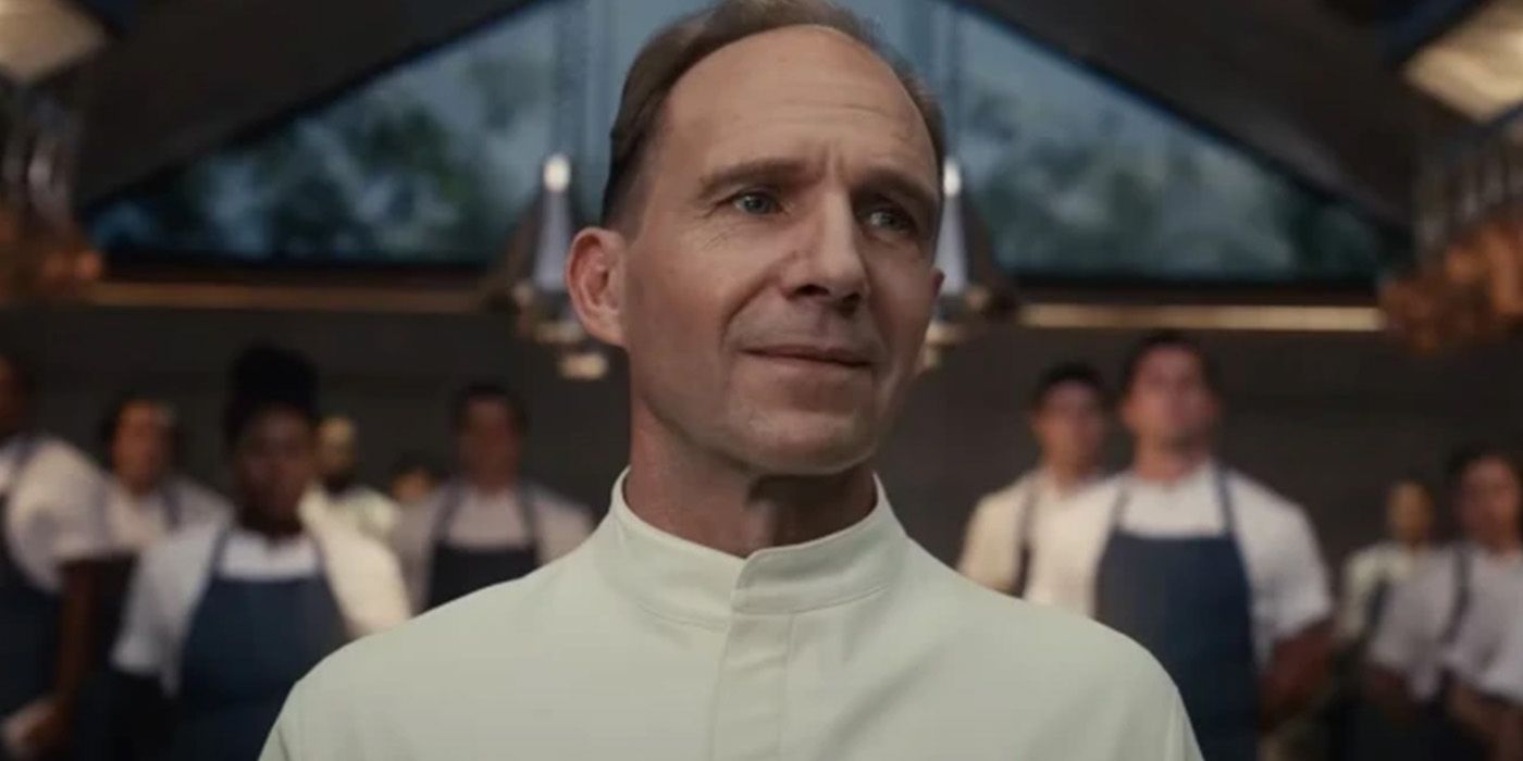 ralph fiennes as chef slowik in the menu