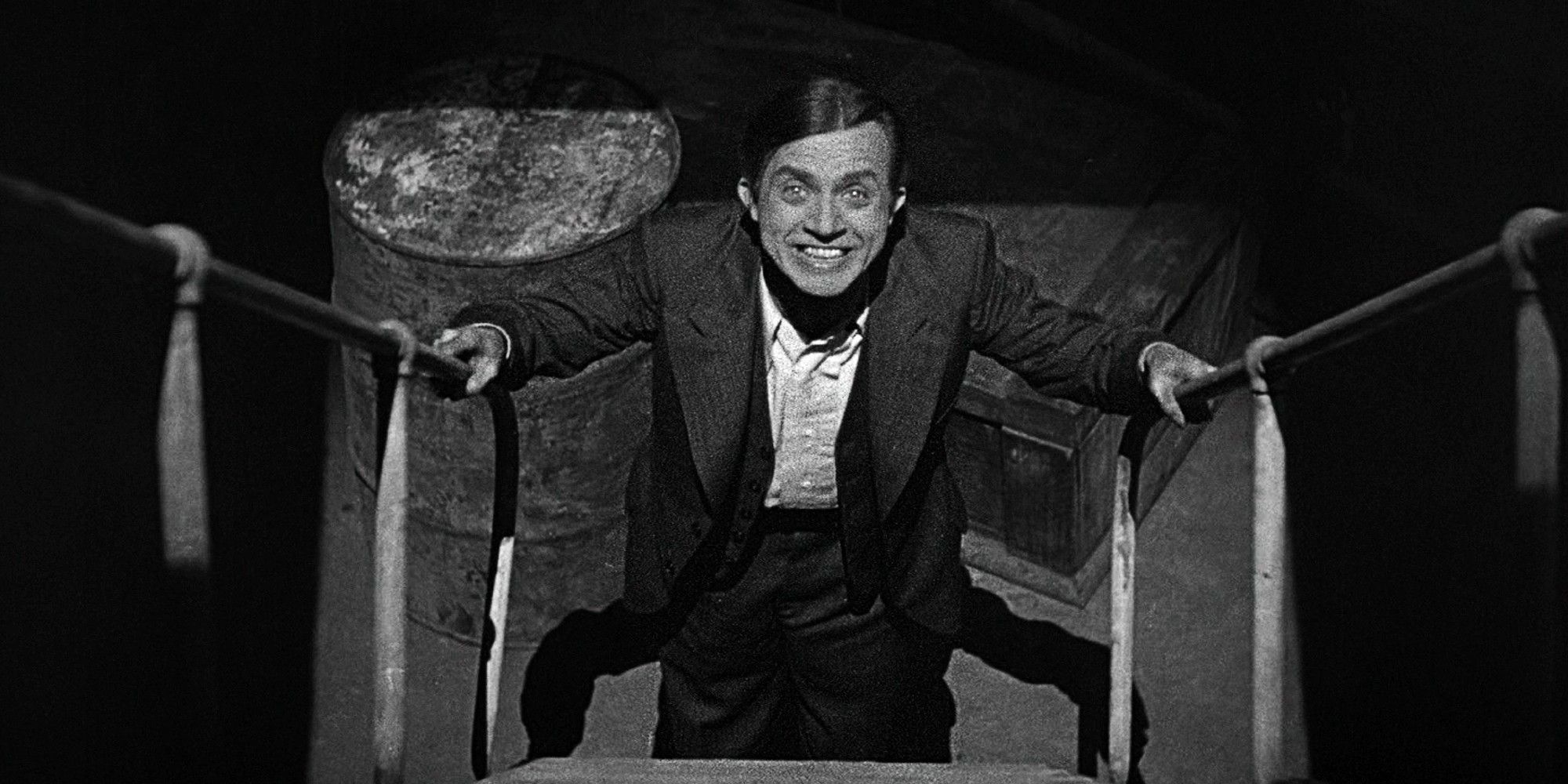 Renfield 1931 Dwight Fyre in Todd Browning's Dracula