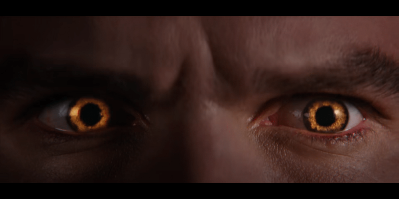 Nicolas Hoult como Renfield com olhos brilhantes