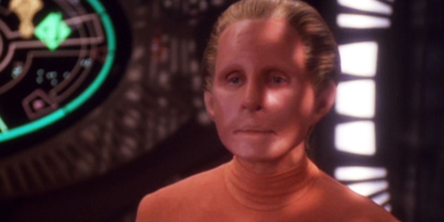 Salome Jens as the Female Changeling in Star Trek Deep Space Nine