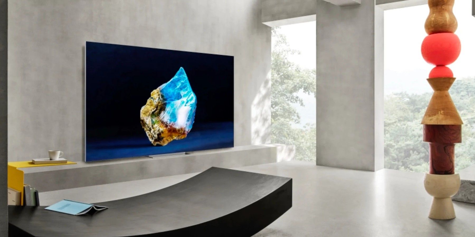 A picture showing a Samsung MicroLED CX TV in a living room