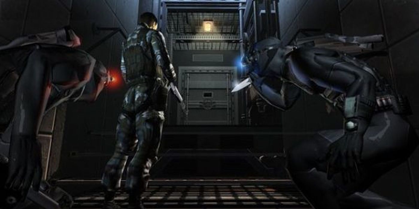 Agent One and Two sneak up on an enemy in Splinter Cell Chaos Theory's co-op mode