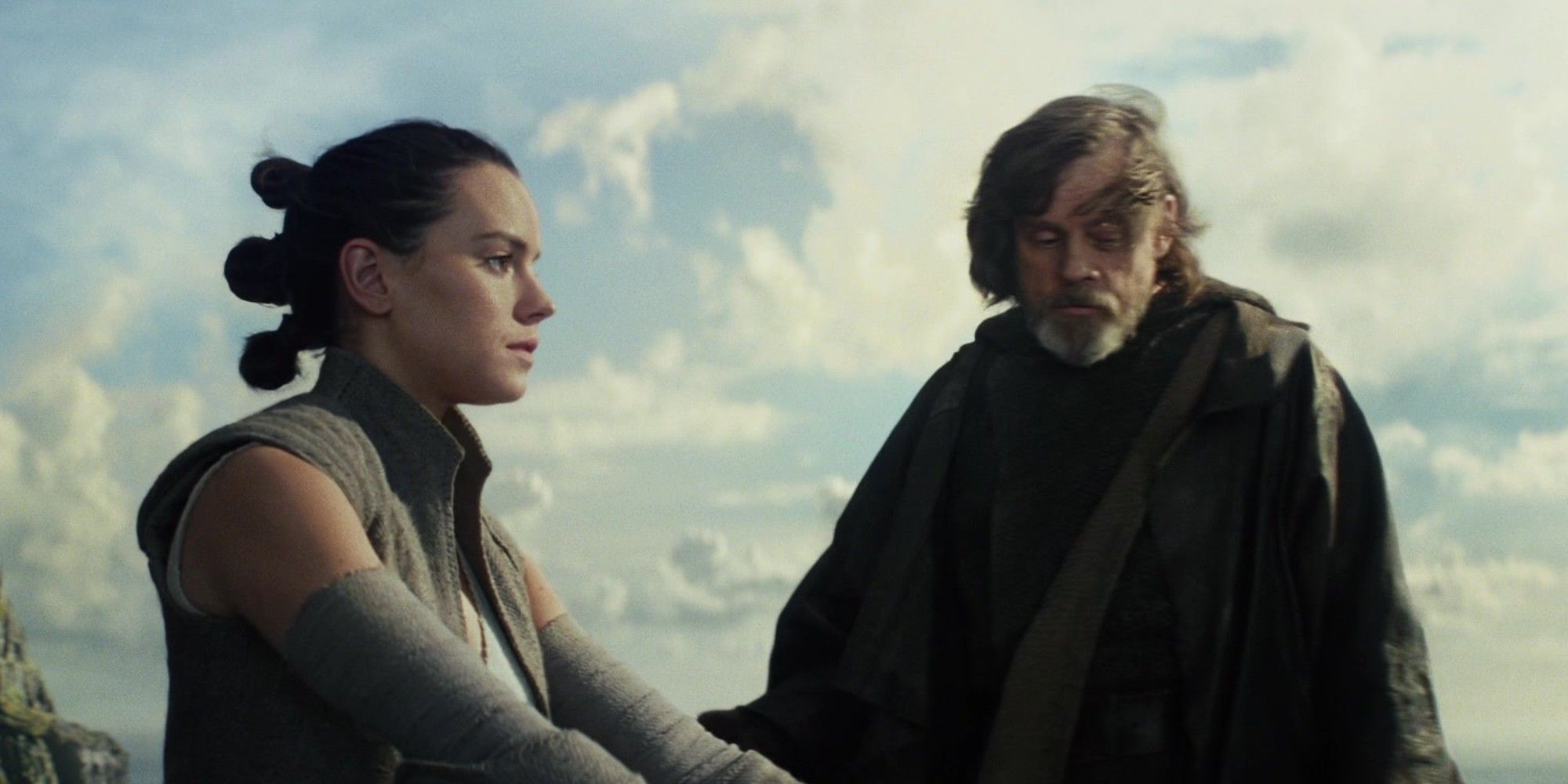 Star Wars The Last Jedi Daisy Ridley and Mark Hamill as Rey and Luke Skywalker First Lesson