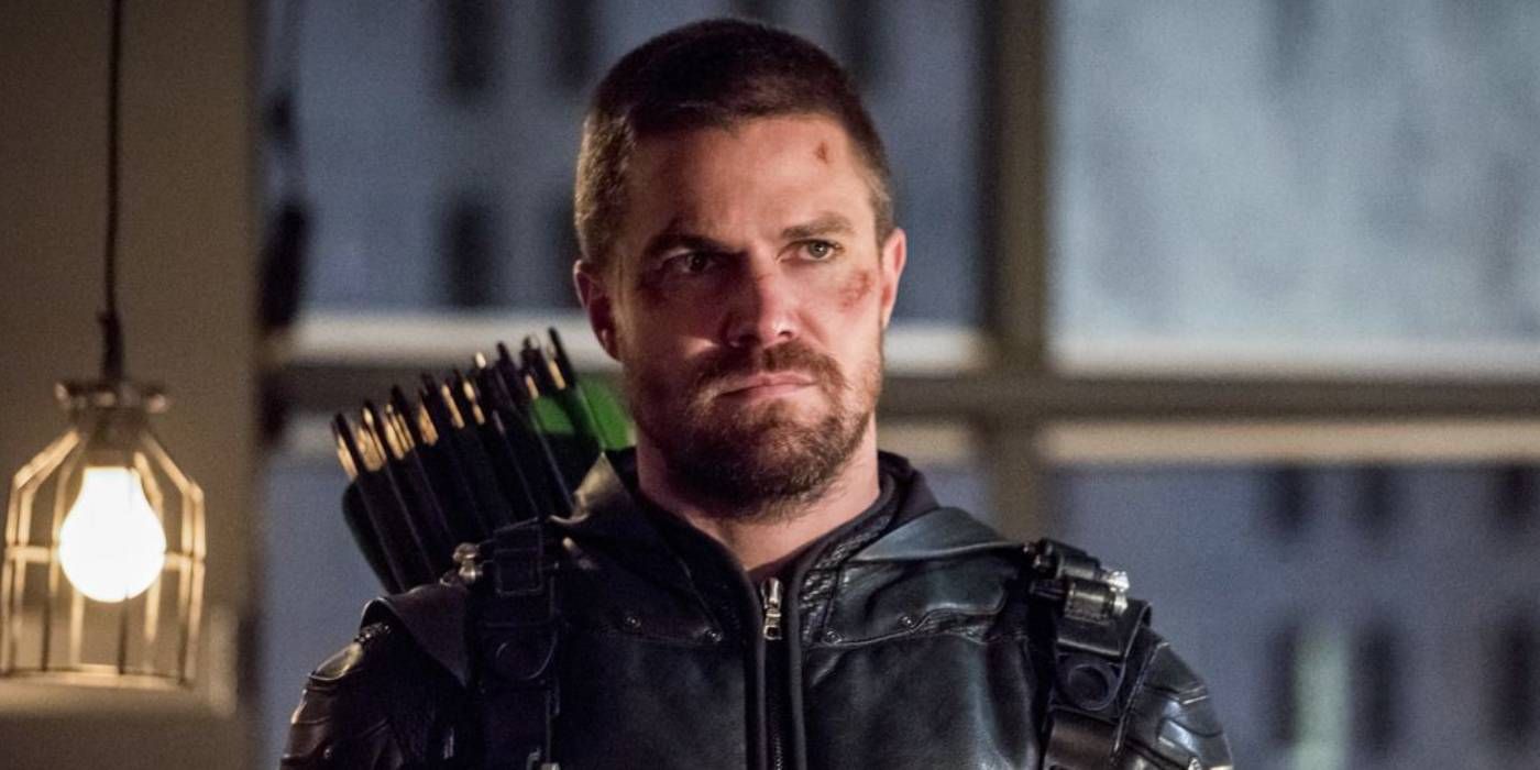 Stephen Amell in Arrow pic