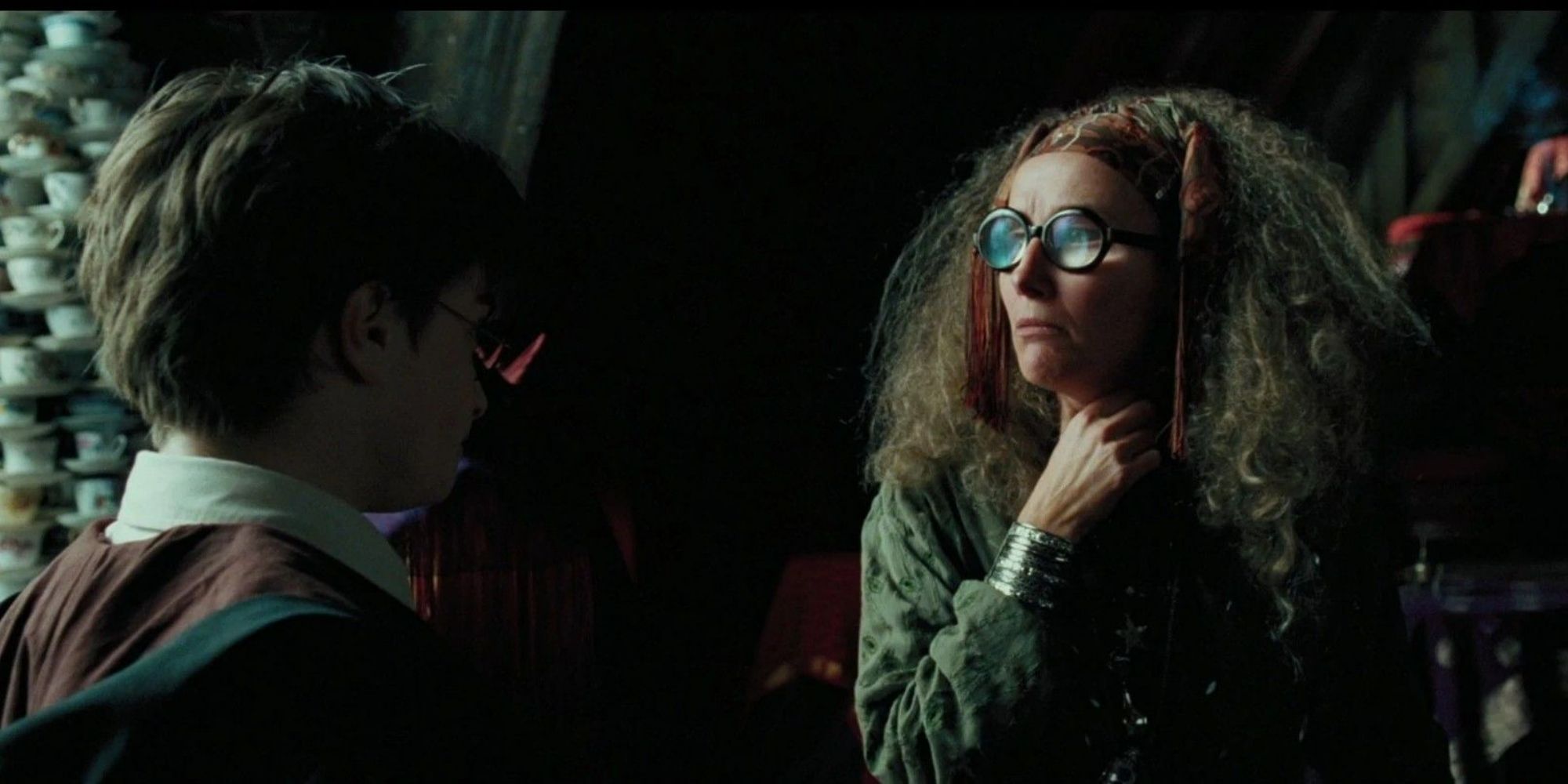 Sybill Trelawney tells Harry's prophecy