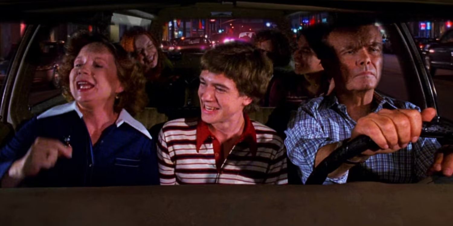 Ce spectacle des années 70 : Kitty Red et Eric Forman dans le Vista Cruiser