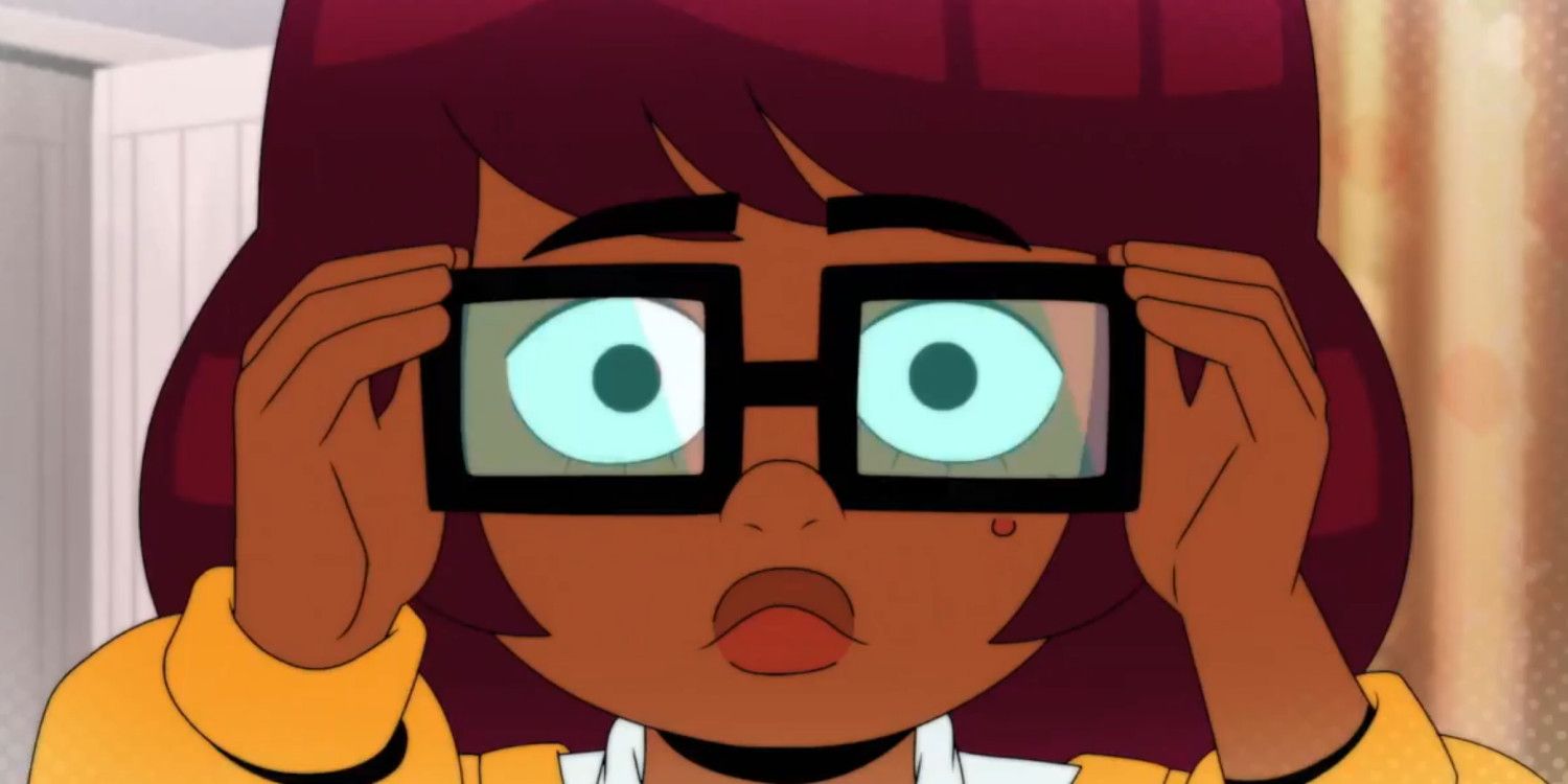 Young Velma Dinkley Puts On Glasses