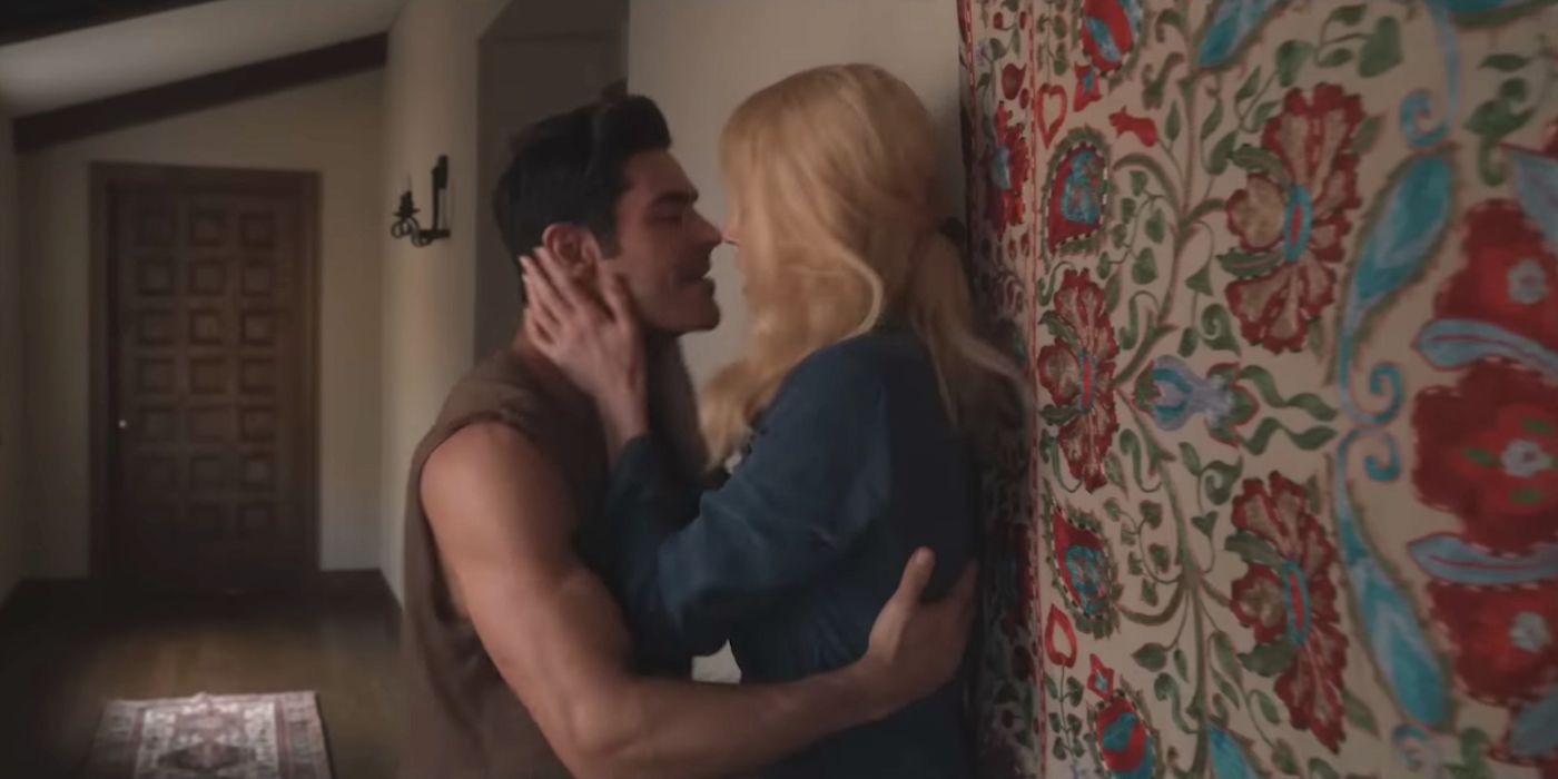 Zac Efron and Nicole Kidman Making Out in the Hallway in A Family Affair
