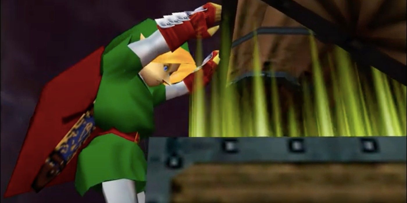 Link opening a shining chest and looking inside it.