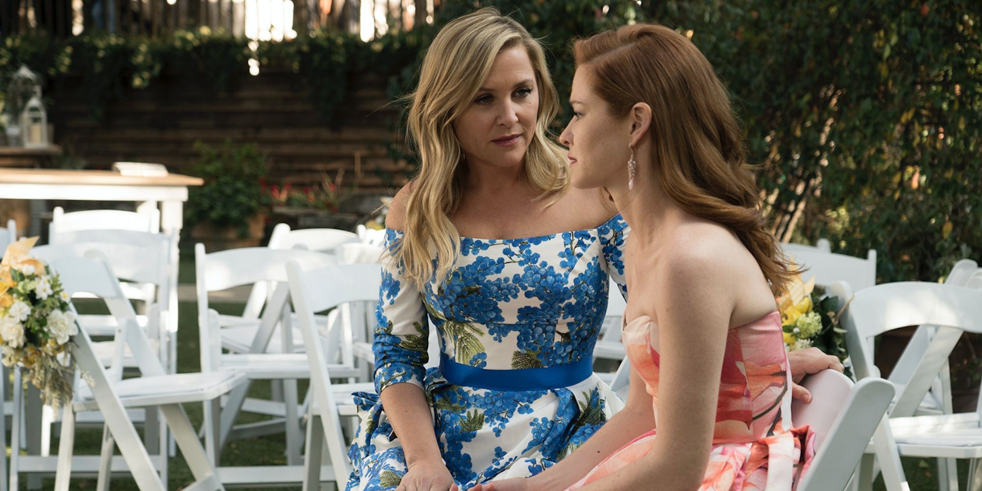 Jessica Capshaw As Arizona Robbins & Sarah Drew As April Kepner In Grey's Anatomy.jpg