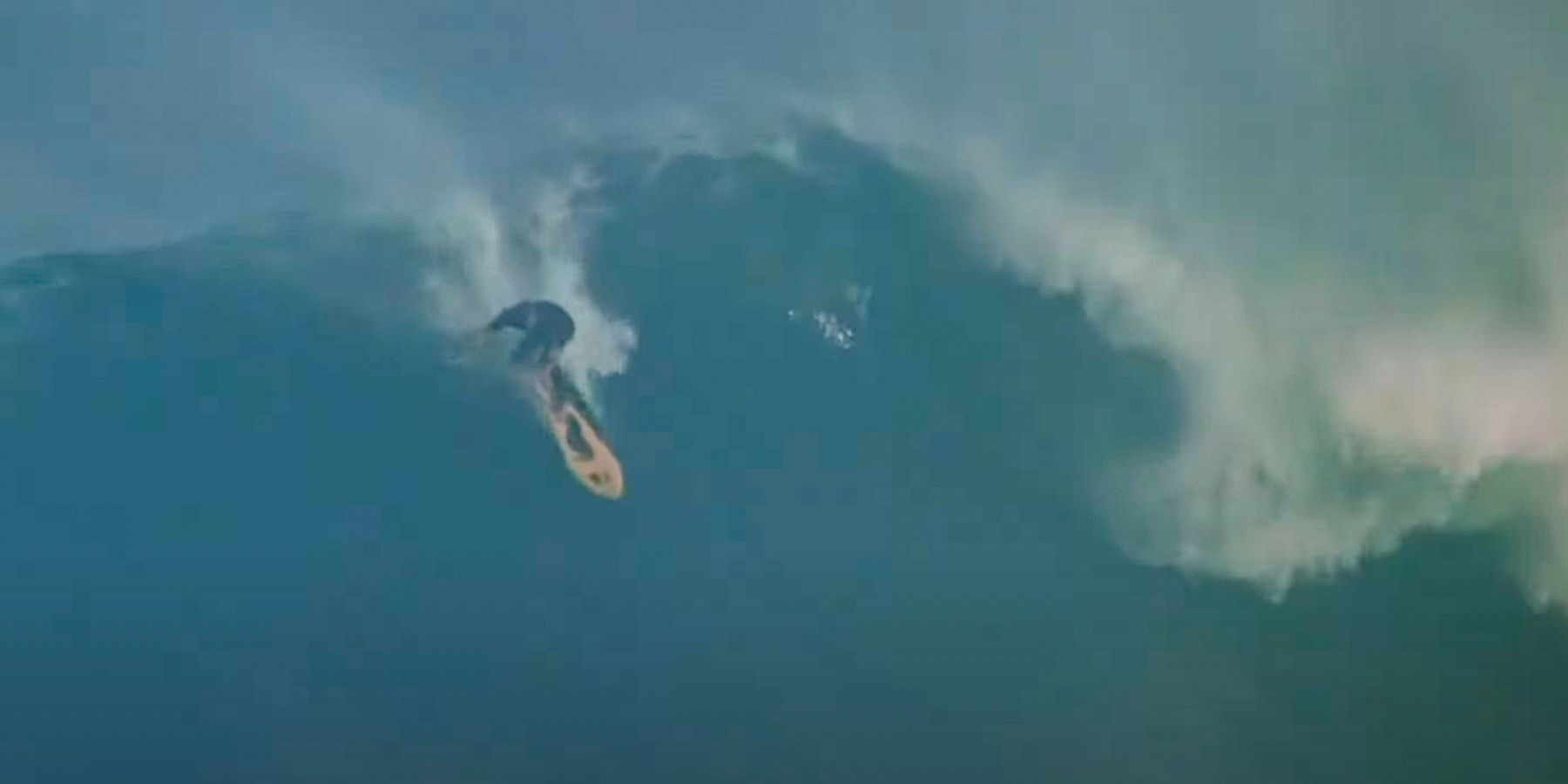 Fim de quebra de ponto de onda de tempestade de 50 anos Bodhi