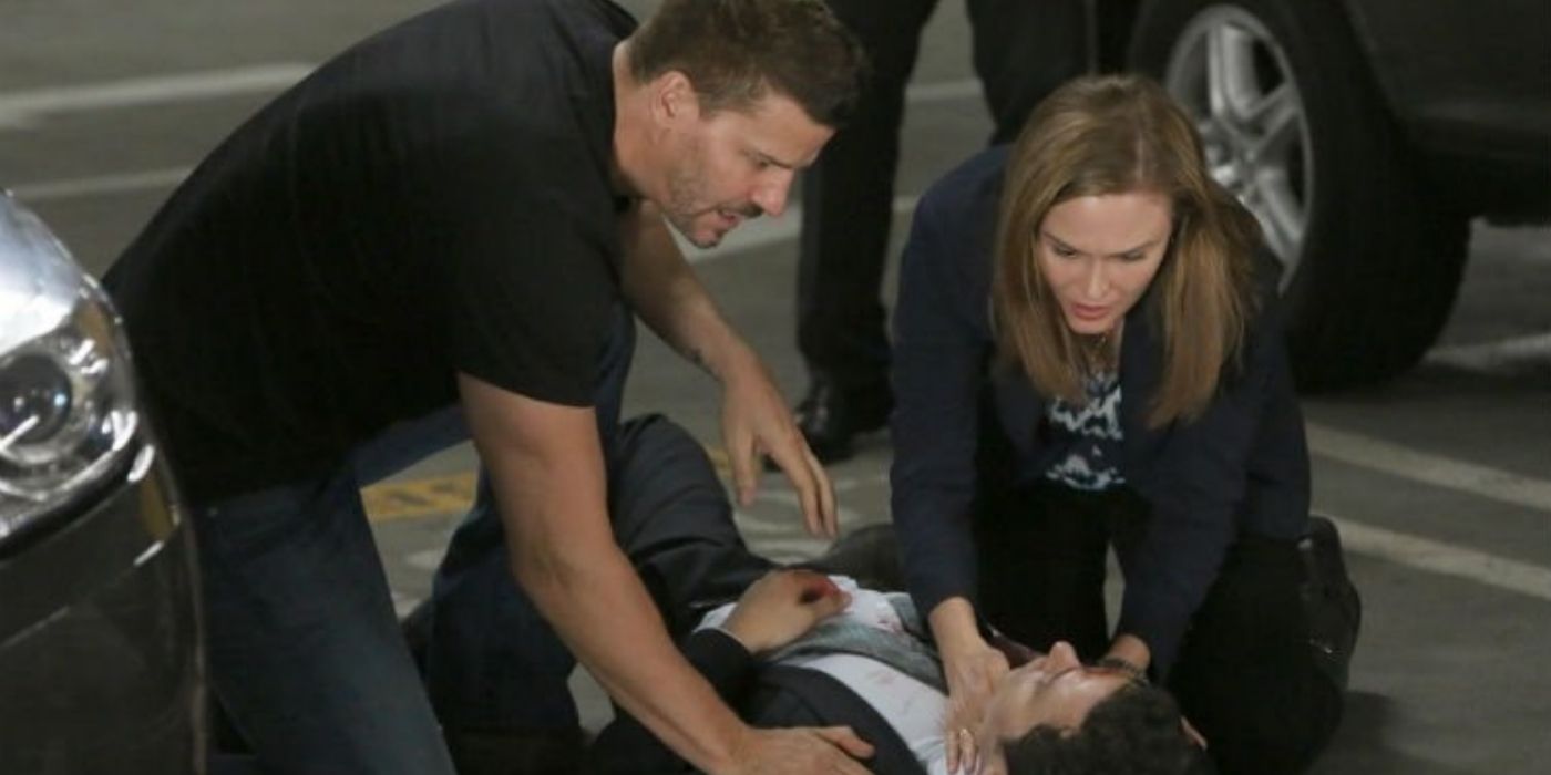 Bones and Booth with a dying Sweets.