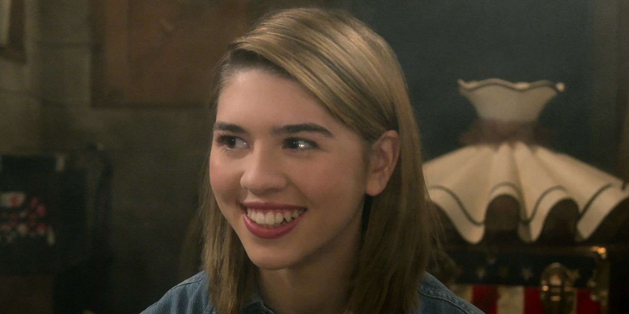 Callie Haverda as Leia Forman in That '90s Show