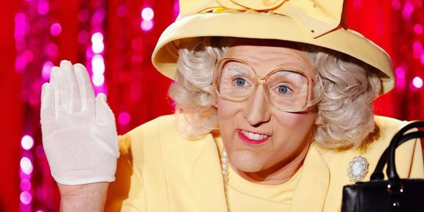 Anita Wigl'it como Rainha Elizabeth II no Snatch Game