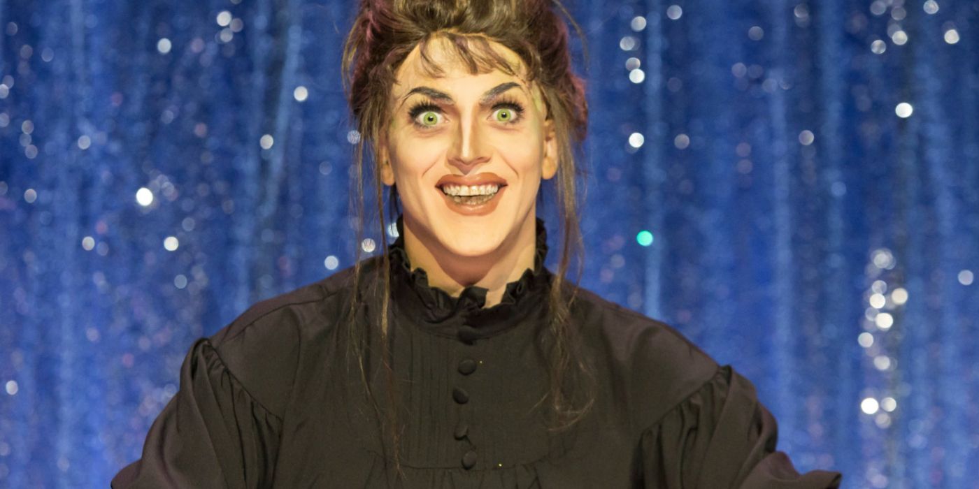 Gisele Lullaby como Marie Curie em Snatch Game