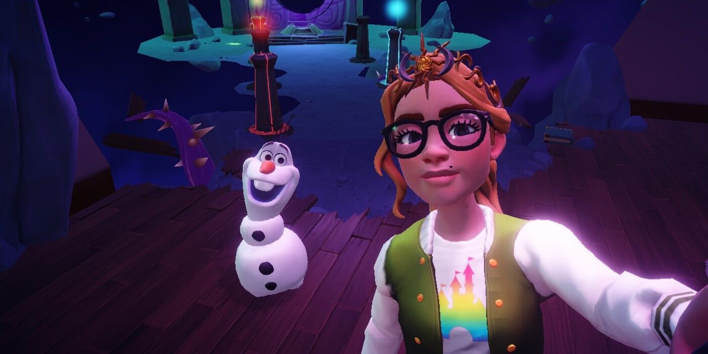 A Dreamlight Valley player takes a selfie with Olaf during the Great Blizzard quest