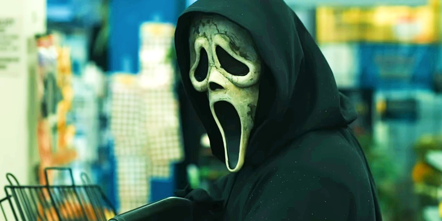 Ghostface wielding a shotgun in Scream 6