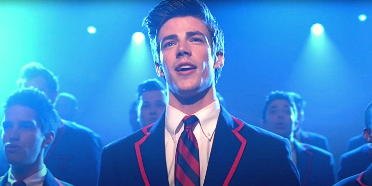Grant Gustin singing as Sebastian in Glee