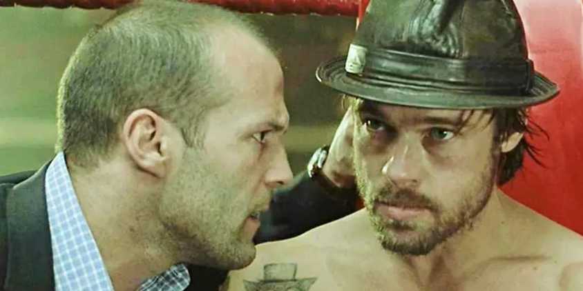 Jason Statham talks to Brad Pitt in the boxing ring in Snatch