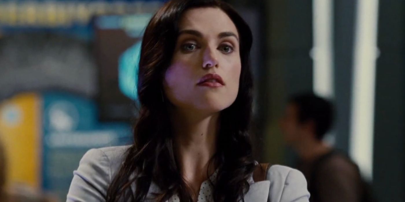 Katie McGrath as Katie Young looking serious in Jurassic World