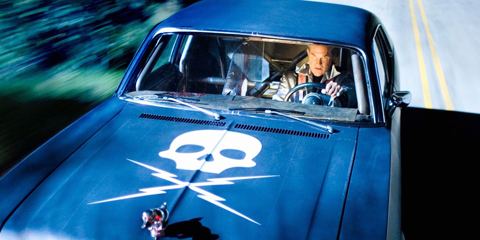 Kurt_Russell_driving_a_stunt_car_in_Death_Proof