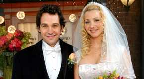 Mike and Phoebe in Friends series finale getting married