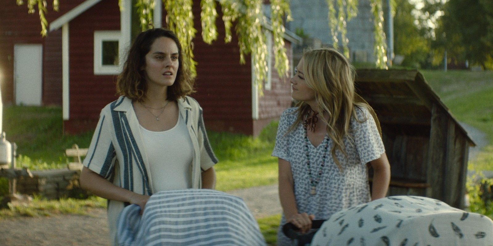 Noémie Merlant and Meredith Hagner in Baby Ruby