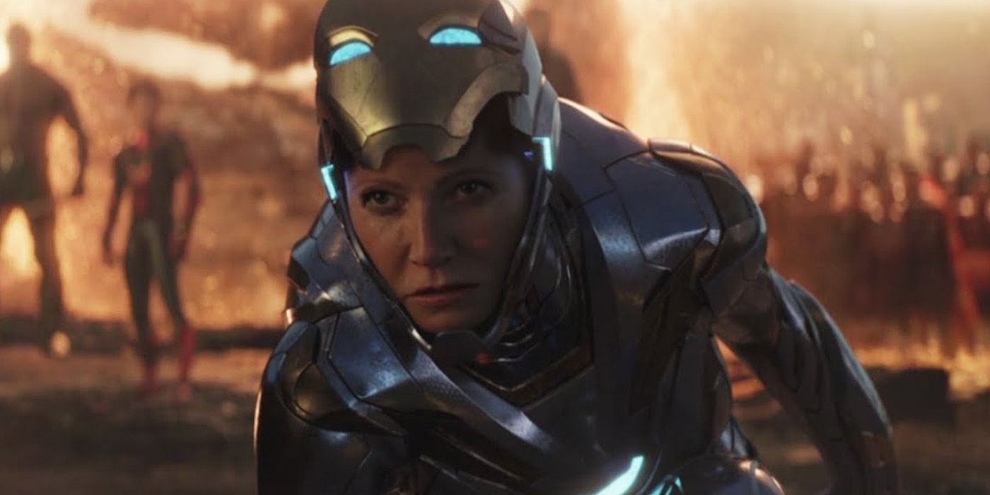 Pepper Potts (Gwenyth Paltrow) arrives in Rescue armor in Avengers: Endgame