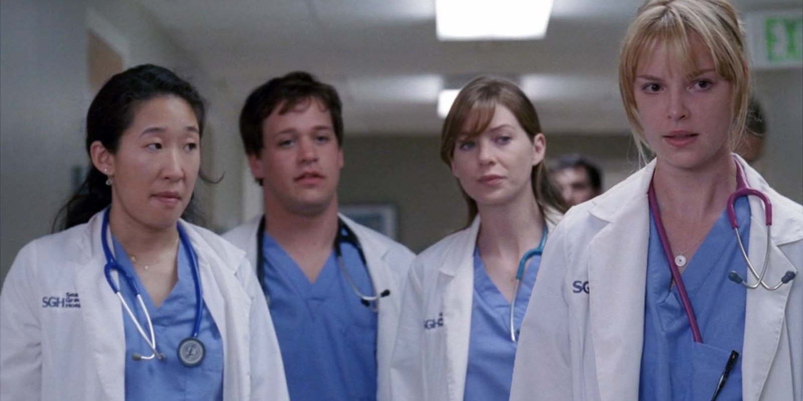 Sandra Oh as Cristina Yang, TR Knight as George O'Malley, Ellen Pompeo as Meredith Grey, and Katherine Heigl as Izzie Stevens in Grey's Anatomy S01E01