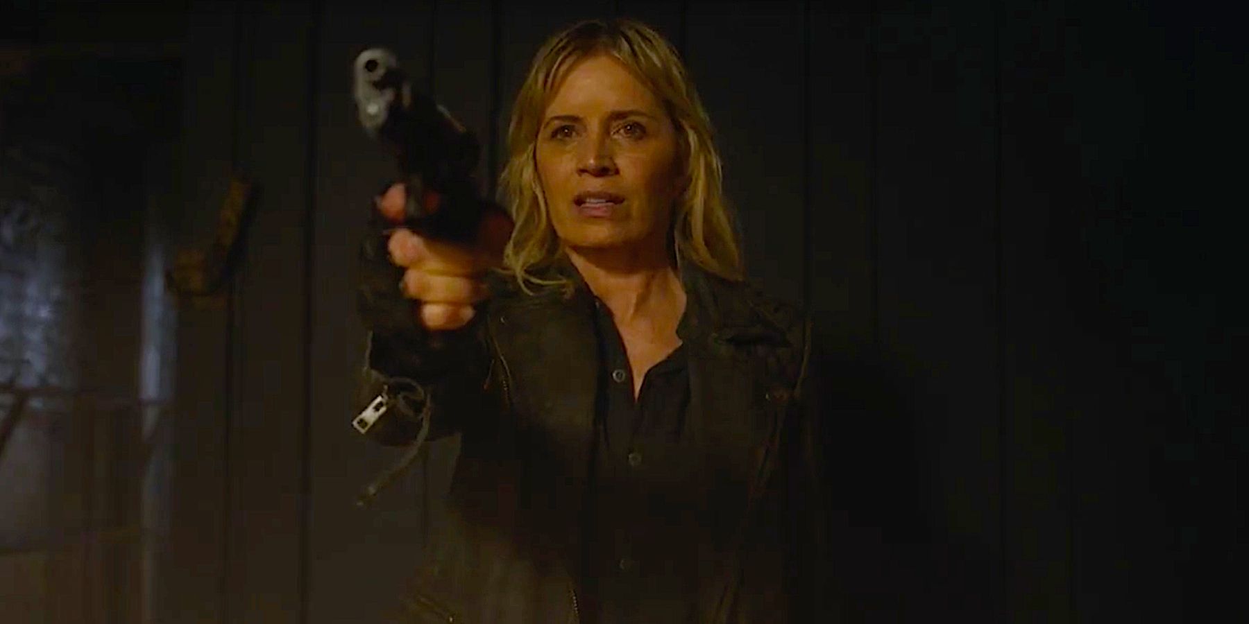 Madison points a gun in Fear the Walking Dead Season 8