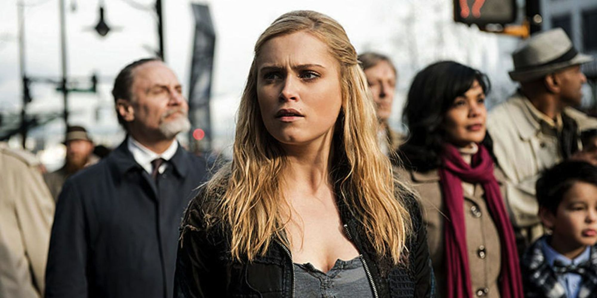 Clarke looks confused in The 100