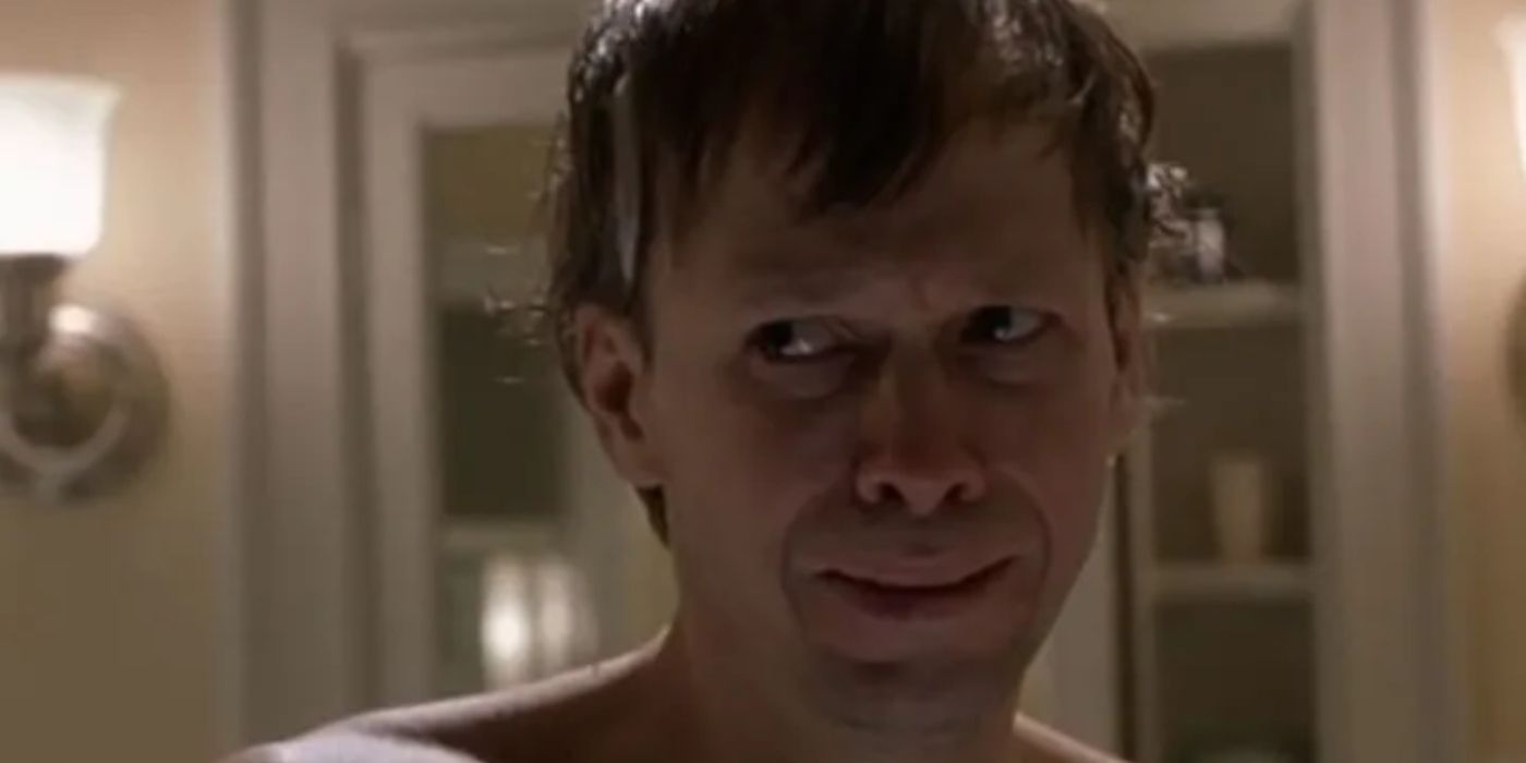 Donnie Wahlberg as Vincent looking scared in The Sixth Sense